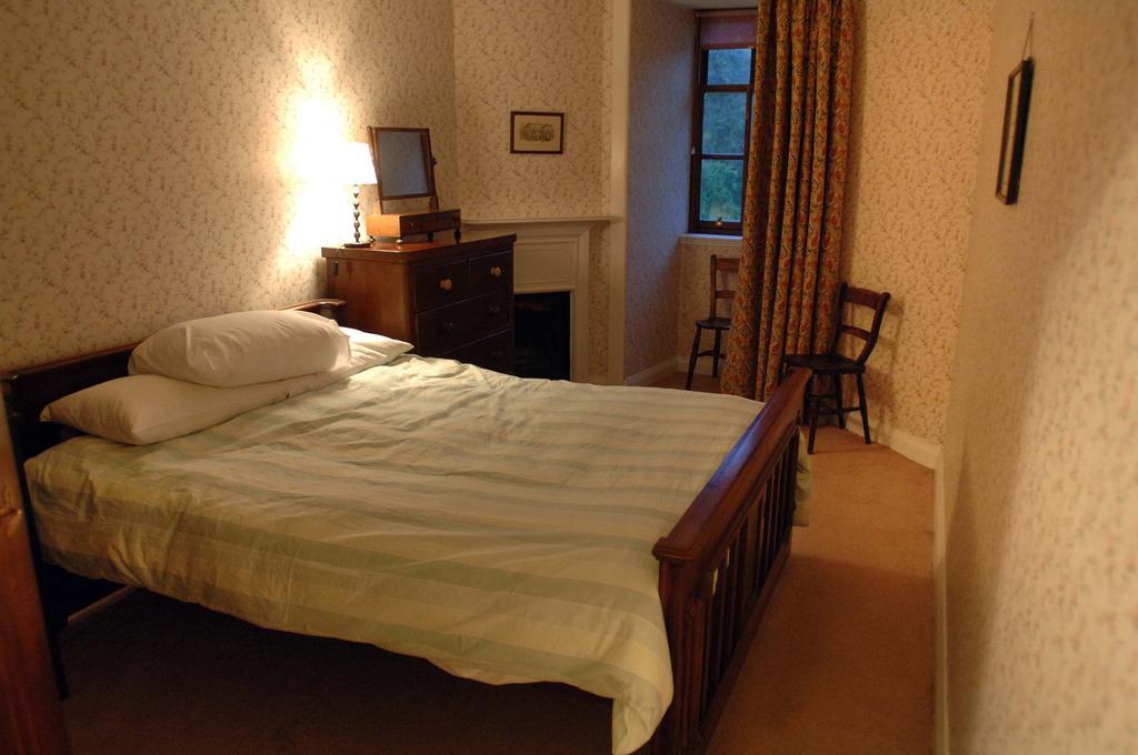 Butlers Quarters Apartment Cairndow Room photo